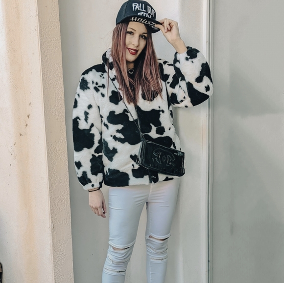 NWT Winter Cow Print Street Fashion Oversized Faux Fur Coat S: Small- Med - Picture 6 of 11